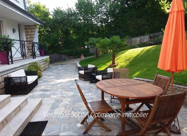 GRANDE MAISON FAMILIALE AU CALME