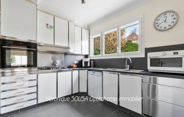 GRANDE MAISON FAMILIALE AU CALME