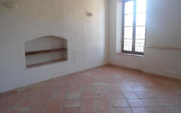 Appartement à louer    2 pièces • 38,86 m2 Aups