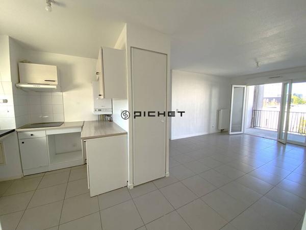Appartement 3 pièces 66 m² LORMONT - 33310