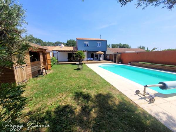 Dpt Charente Maritime (17), à vendre CHATELAILLON PLAGE Villa de 170 m² - Piscine - Terrain de 627 m²