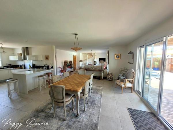 Dpt Charente Maritime (17), à vendre CHATELAILLON PLAGE Villa de 170 m² - Piscine - Terrain de 627 m²