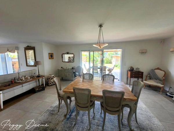 Dpt Charente Maritime (17), à vendre CHATELAILLON PLAGE Villa de 170 m² - Piscine - Terrain de 627 m²