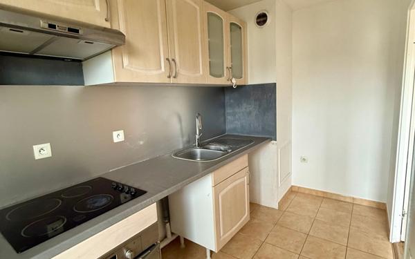 Appartement à vendre    3 pièces • 59,82 m2 Magny-le-Hongre