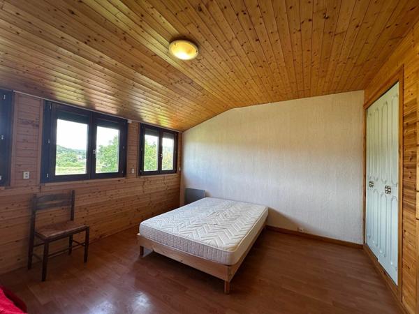 Maison à louer    4 pièces • 88,81 m2 Vallon-Pont-d'Arc