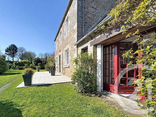 Maison à vendre  5 pièces - 92 m 2   LANNION  - 22
