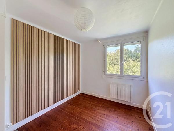 Maison à vendre  5 pièces - 92 m 2   LANNION  - 22