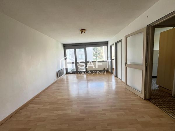 Talence Appartement de 53m² situé au 1er étage d'une résidence avec ascenseur et vendu avec un parking privatif