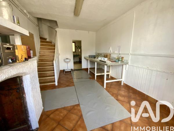 Immeuble à vendre 230 m² Pussay