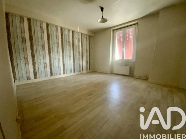 Immeuble à vendre 230 m² Pussay