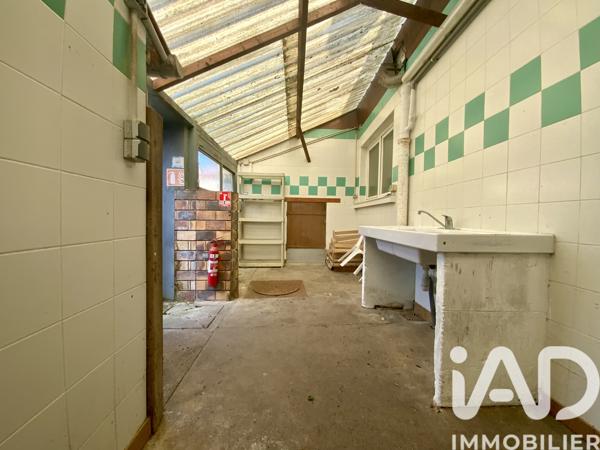 Immeuble à vendre 230 m² Pussay