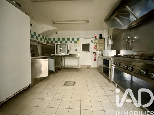 Immeuble à vendre 230 m² Pussay