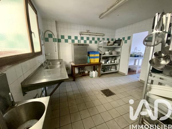 Immeuble à vendre 230 m² Pussay