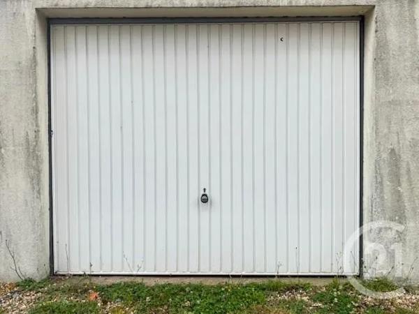 Parking à vendre  12,90 m 2   RENNES  - 35
