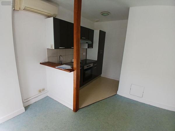 Immeuble à vendre à Châteauroux dans l'Indre (36000), ref : IMMR/817   
CENTRE VILLE