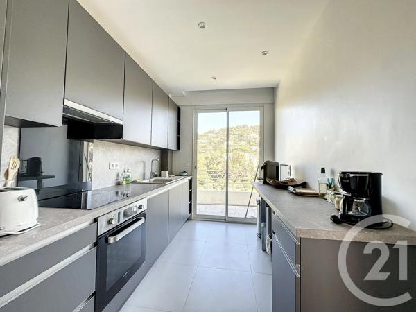 Appartement F2 à vendre  2 pièces - 68 m 2   CANNES  - 06
