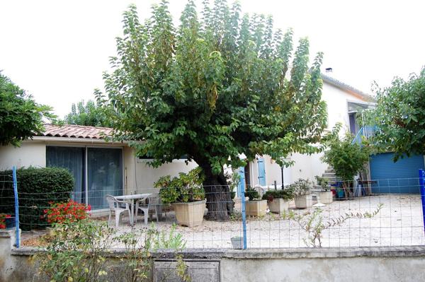 Saint-Ambroix (30500) Mas en pierre 250 m² sur 2000 m² de terrain