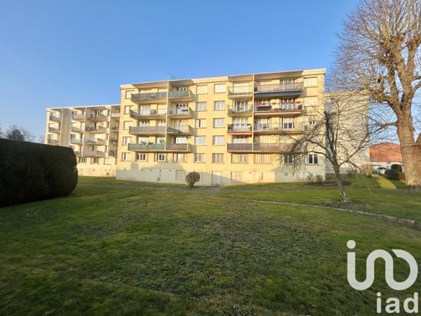 Appartement 3 pièces de 55 m² à Villers-Cotterêts (02600)
