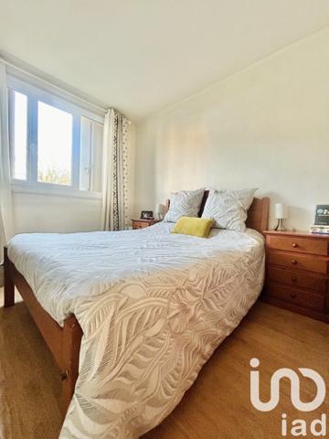 Appartement 3 pièces de 55 m² à Villers-Cotterêts (02600)