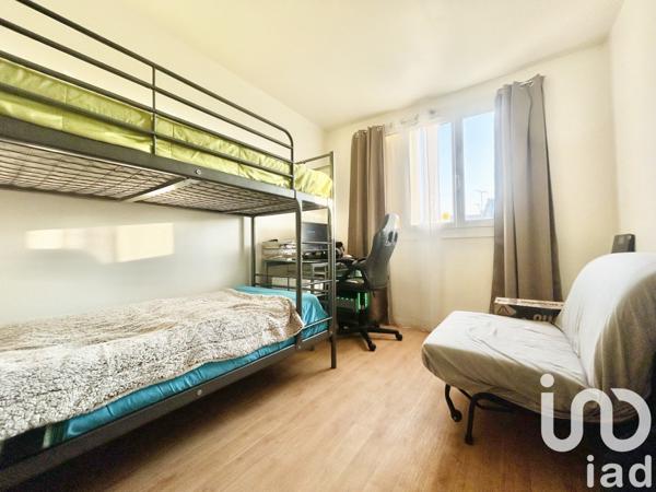 Appartement 3 pièces de 55 m² à Villers-Cotterêts (02600)