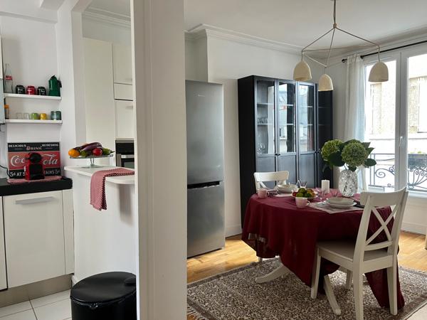 Paris (75011) 4 pièces lumineux et traversant entre Goncourt et Belleville, Paris 11ème