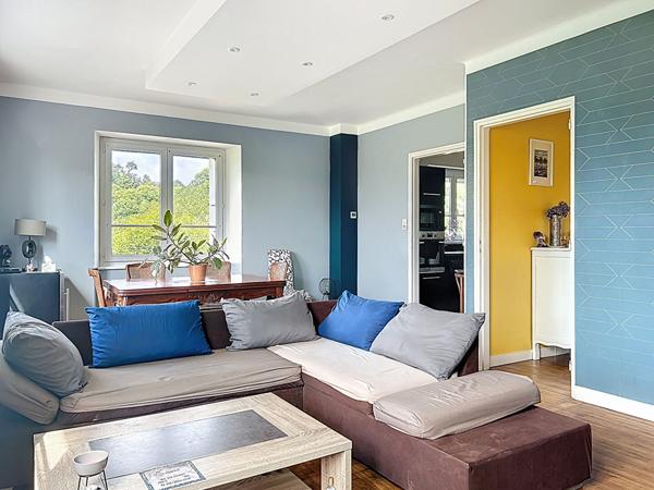 Maison à vendre à Châteauneuf du Faou - 5 pièces, 4 chambres sur sous-sol