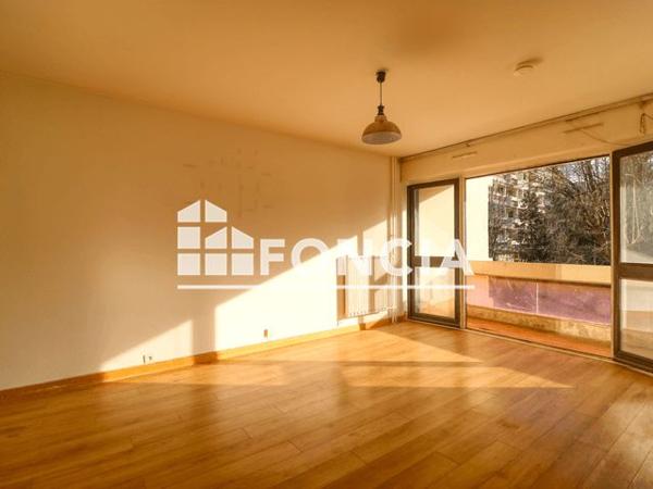 À vendre Studio 30.8 m² - Villejuif 94800