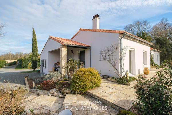 Douceur de vivre champêtre : l’élégance d’une propriété de plain-pied aux abords de Niort