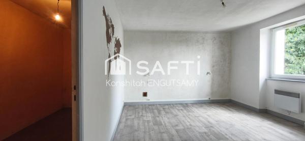 Maison de ville 123 m² , 4 chambres, petit jardin
