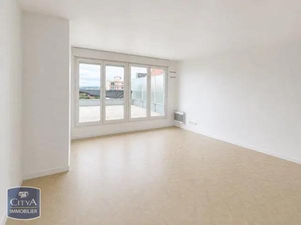 Appartement à louer 3 pièces 59.64m² Livry-Gargan (93190)