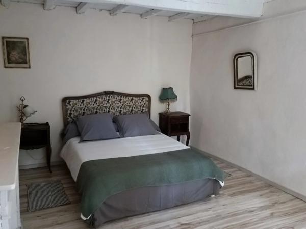 Propriété à vendre 10 pièces proche de VILLEFRANCHE DE LAURAGAIS (31)