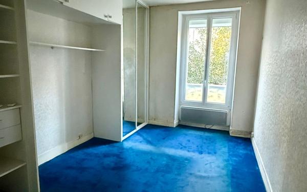Appartement à vendre    2 pièces • 32 m2 Paris 14