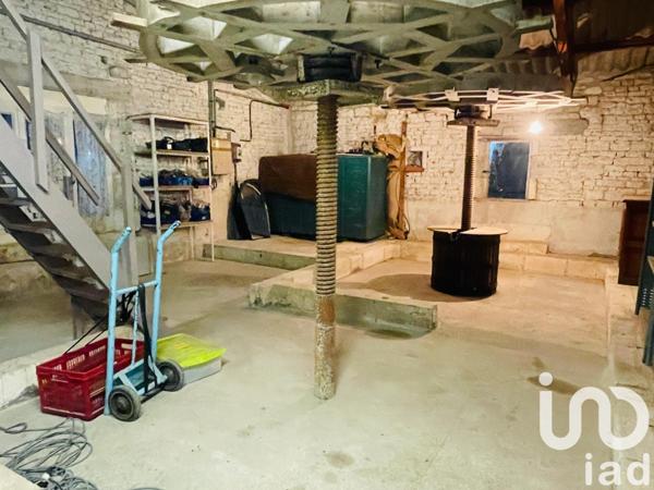 Maison à vendre 8 pièces 160 m² Vérines