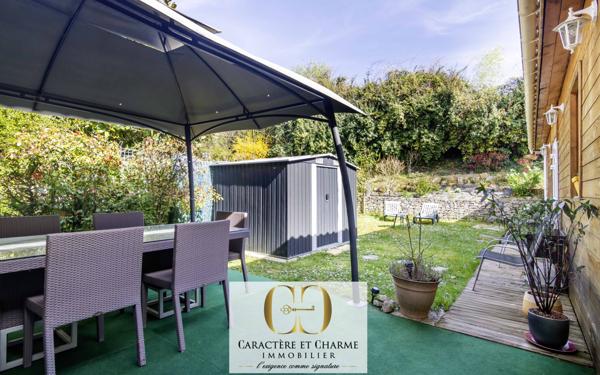 Sarlat-la-Canéda (24200) 7 Chambres d'hôtes / studios, aménagés, + grand logement privé. Idéal activité. Piscine chauffée - Jardin.