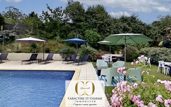 Sarlat-la-Canéda (24200) 7 Chambres d'hôtes / studios, aménagés, + grand logement privé. Idéal activité. Piscine chauffée - Jardin.