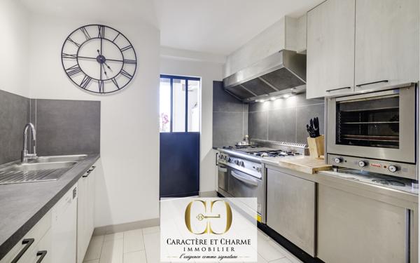 Sarlat-la-Canéda (24200) 7 Chambres d'hôtes / studios, aménagés, + grand logement privé. Idéal activité. Piscine chauffée - Jardin.