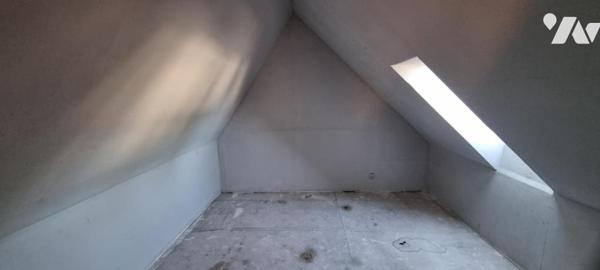 LA GUERCHE DE BGNE - Centre ville - Maison avec garage et terrain