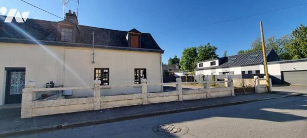 LA GUERCHE DE BGNE - Centre ville - Maison avec garage et terrain