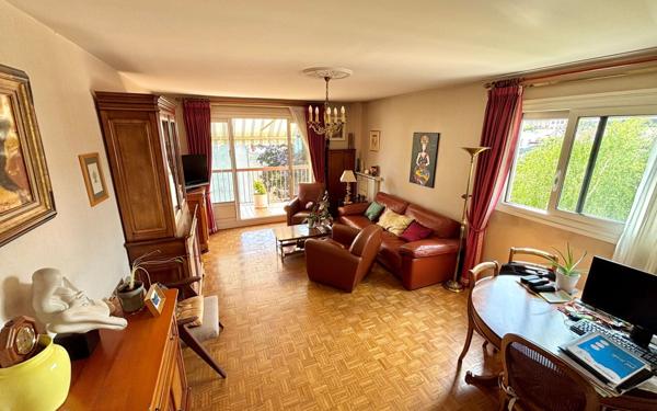 Appartement à vendre    4 pièces • 89 m2 Alfortville