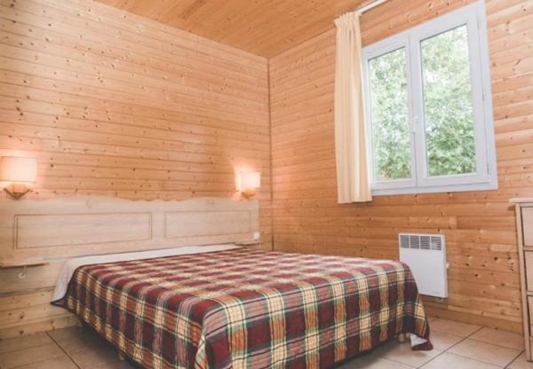 INVESTISSEMENT LOCATIF  MONTCOUTANT  Résidence Terres de France Natura Resort Pescalis*** - 7,08% de rentabilité