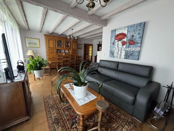 Maison à vendre à Arcis-sur-Aube dans l'Aube (10700), ref : 15309/386