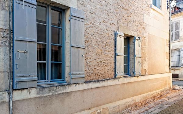 Appartement à vendre    1 pièce • 24 m2 Périgueux