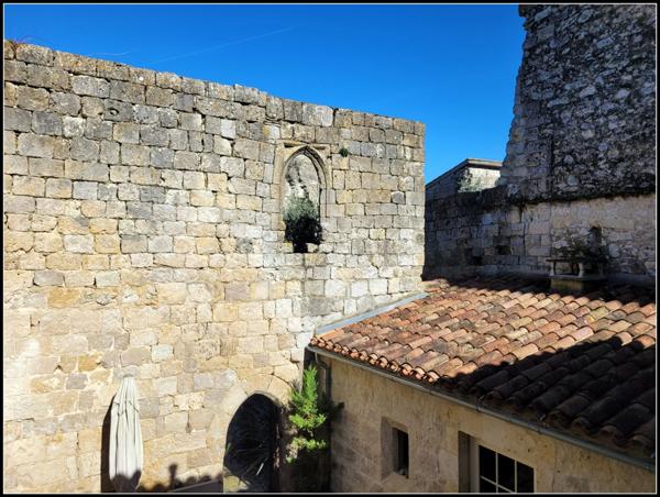 Restaurant/Chambres d'hôte/appart. LA ROMIEU 32480