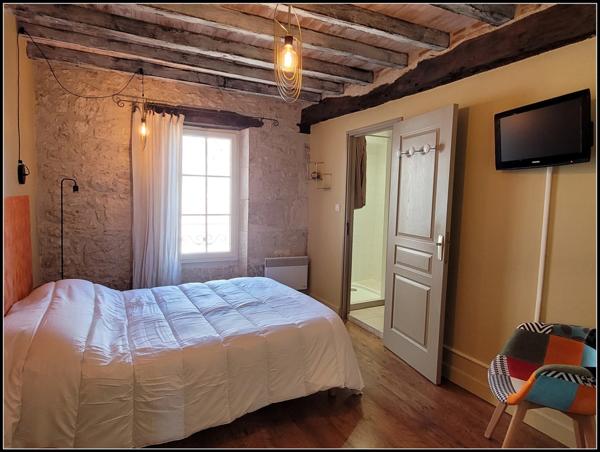 Restaurant/Chambres d'hôte/appart. LA ROMIEU 32480