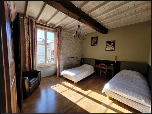 Restaurant/Chambres d'hôte/appart. LA ROMIEU 32480