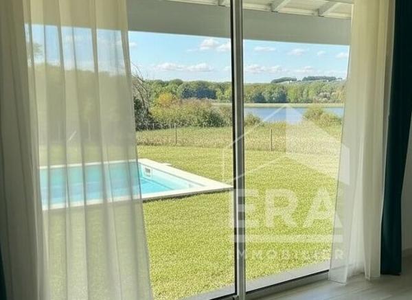 Maison individuelle près d'un lac plain pied - 4 pièce(s) 100 m2 24610 24700