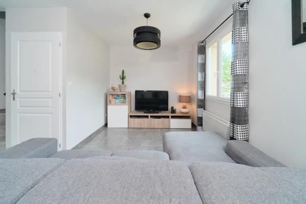 🏡 SAINT-ROMAIN-EN-GIER – Maison récente 99 m² avec sous-sol aménageable, garage et terrasse