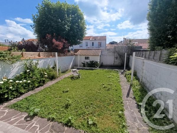Maison à vendre  4 pièces - 74 m 2   LA ROCHELLE  - 17