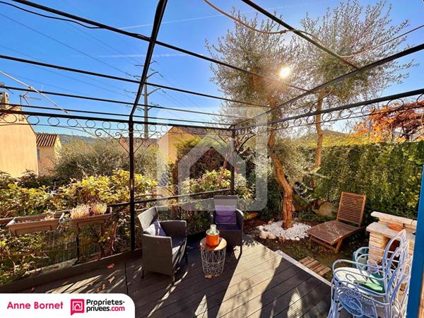 Maison individuelle 5 pièces avec jardin, garage et parking