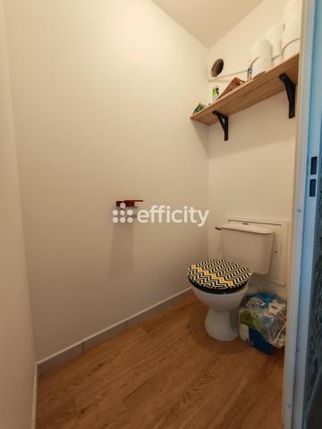Appartement
         2 pièces
        - 48 m² Exclusivité 170 000 € *